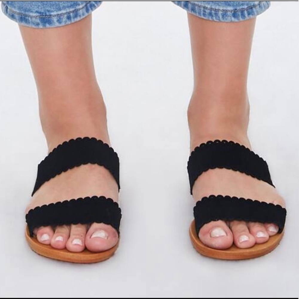 Scalloped Slip-On Sandals